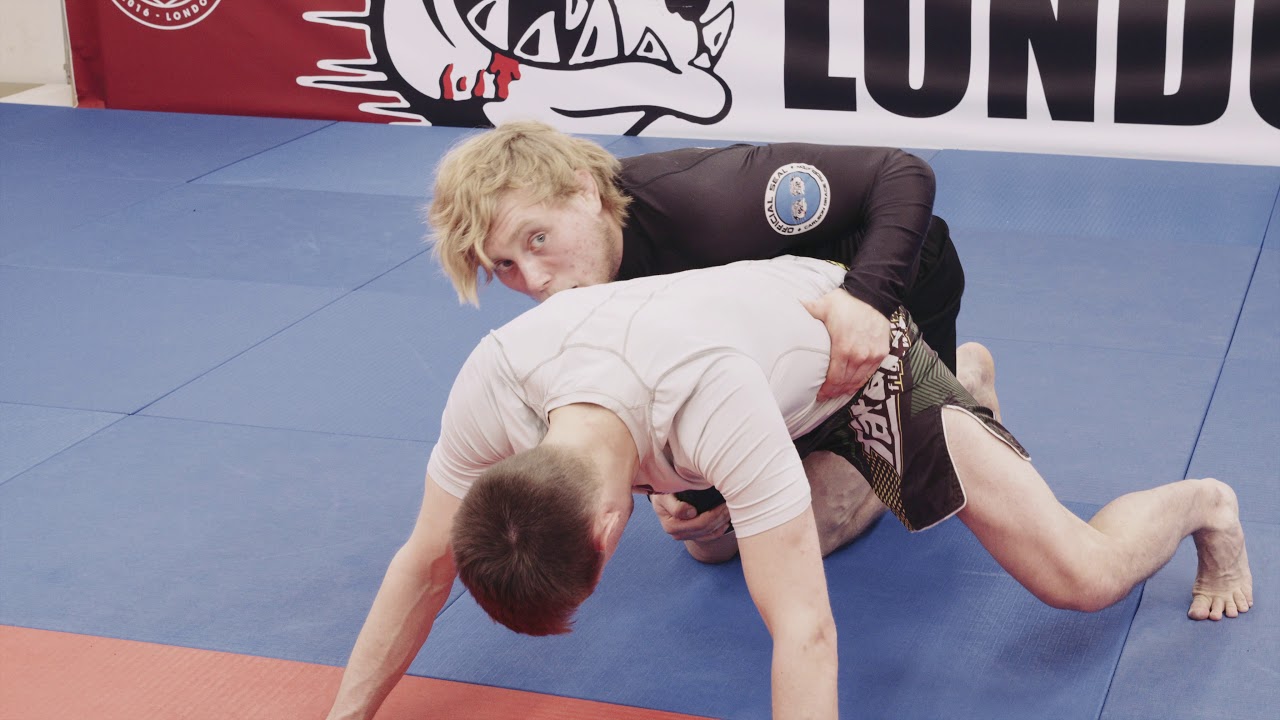 Sweep to Back Take from Reverse Shin-On-Shin with Frédéric Vosgröne