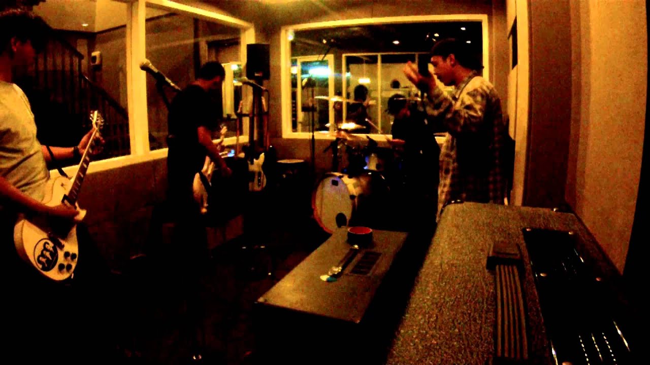 OUTRIGHT-Bloody board destruction (@OZ RADIO BANDUNG).mp4