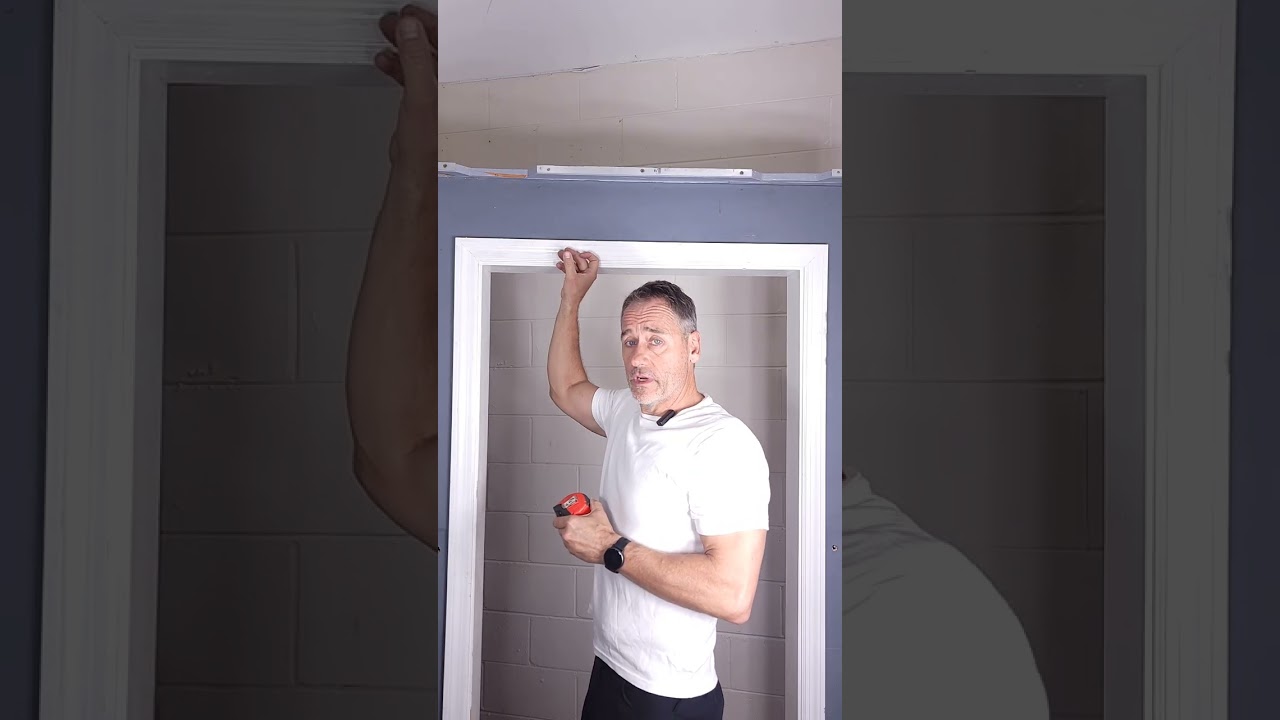 How to Measure a Doorway for a Pull Up Bar
