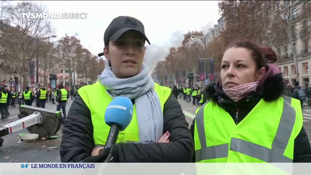 Manifestation des gilets jaunes : acte 2 à Paris, affrontements sur les champs-elysées