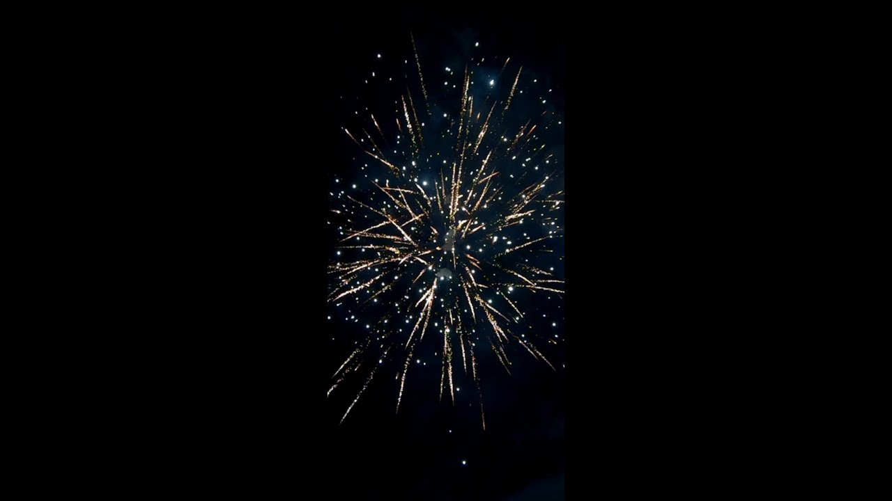 CORONA KILLER 318 SHOT FIREWORK CAKE