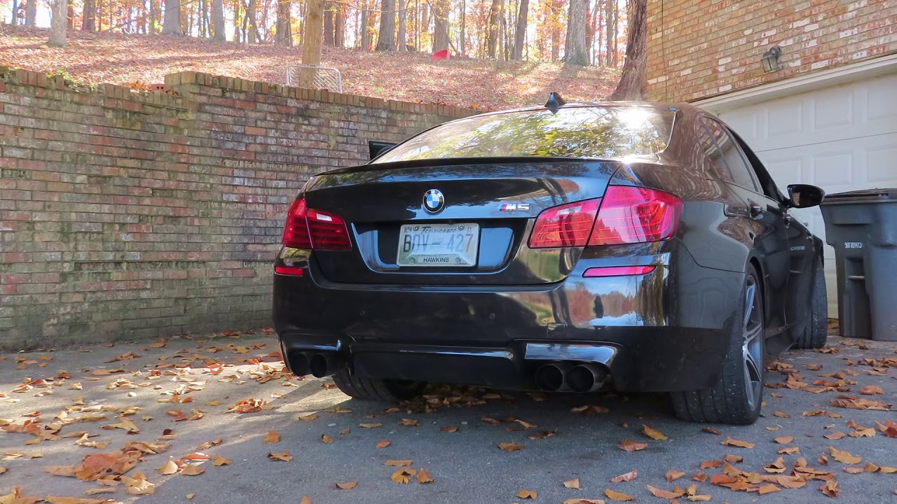 My stage 2 tuned 2014 BMW M5 Competition VRSF catless downpipes and straight piped !