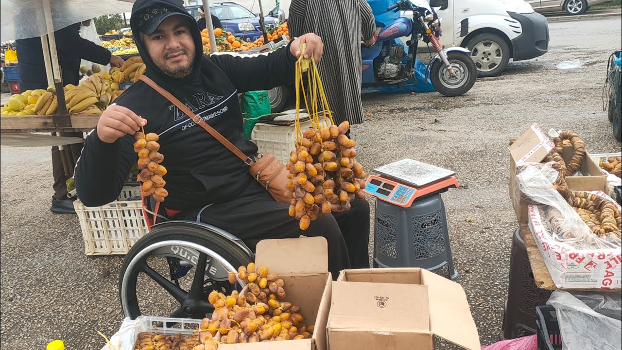 خيرات ربي الله يبارك جمعة مباركة علينا جميعا 