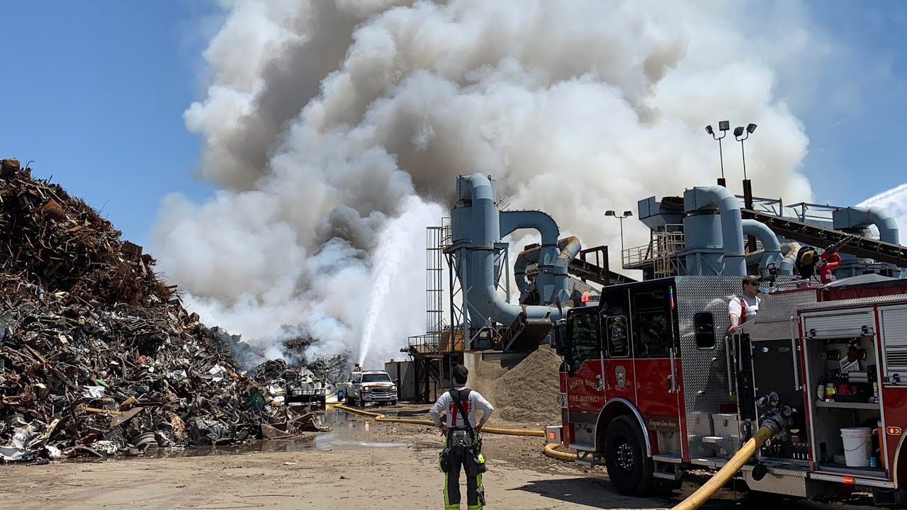 Florida scrapyard fire under investigation