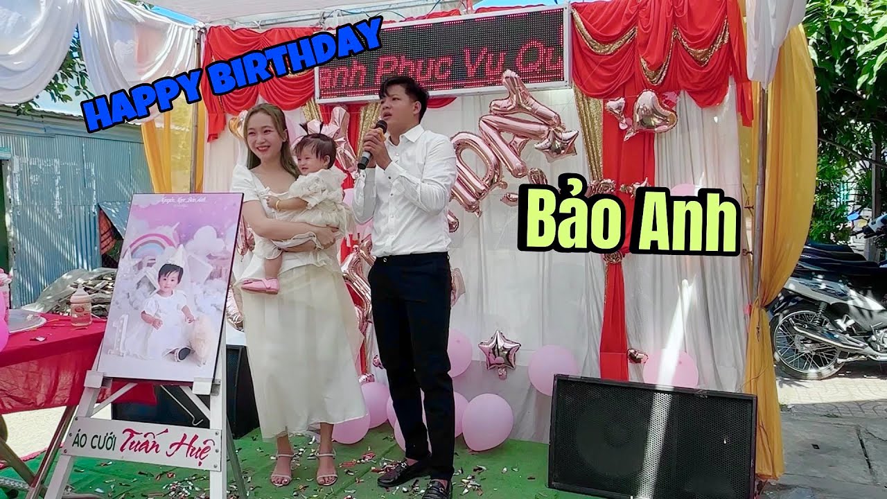 Tiệc Mừng Thôi Nôi Ấm Áp Tròn Một Tuổi Bé Bảo Anh
