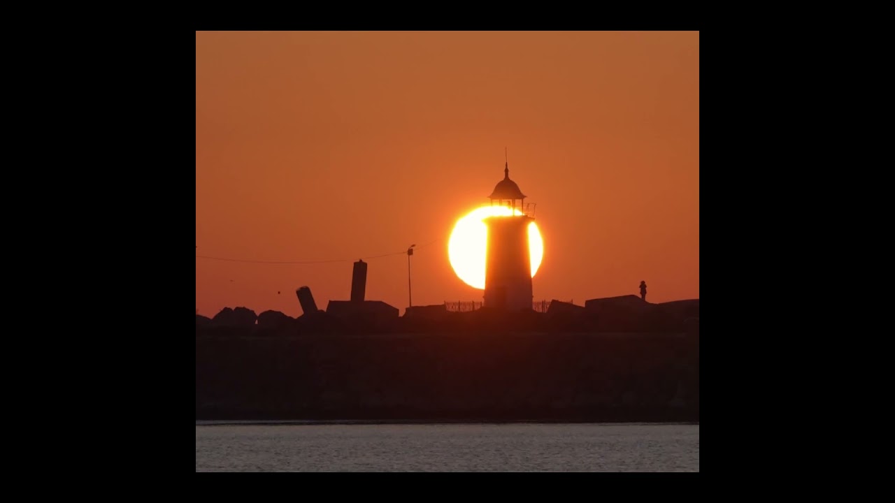 Răsărit în Portul turistic Mangalia