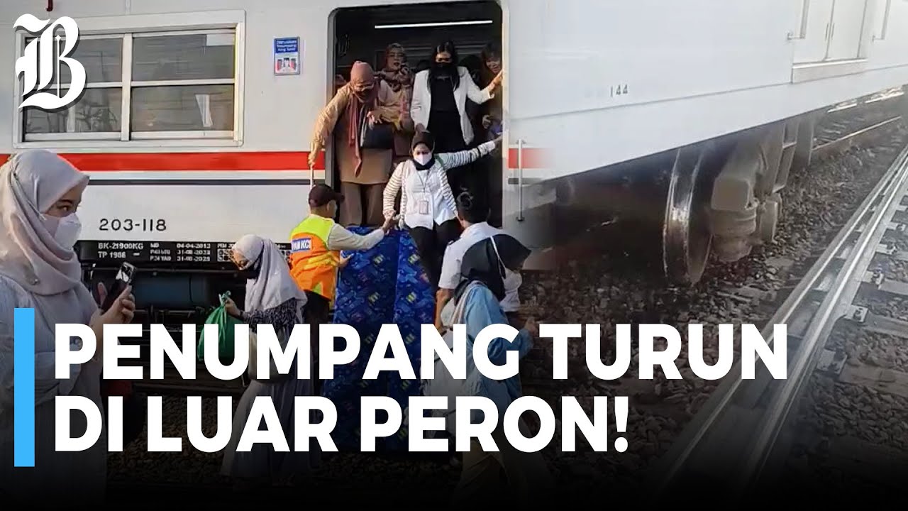 KRL Anjlok Saat Jam Sibuk, Stasiun Manggarai Penuh Sesak