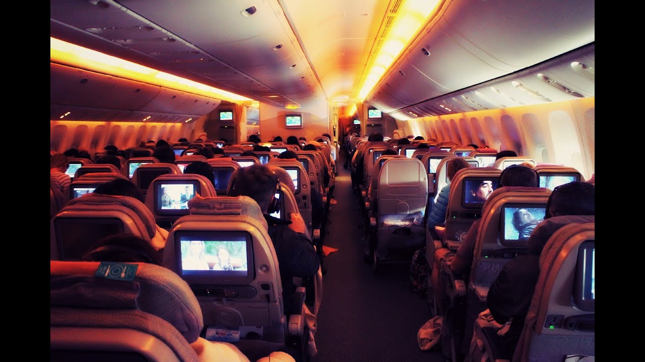 Emirates B777-300ER Flight Experience: EK432 Dubai (DXB) to Singapore (SIN)