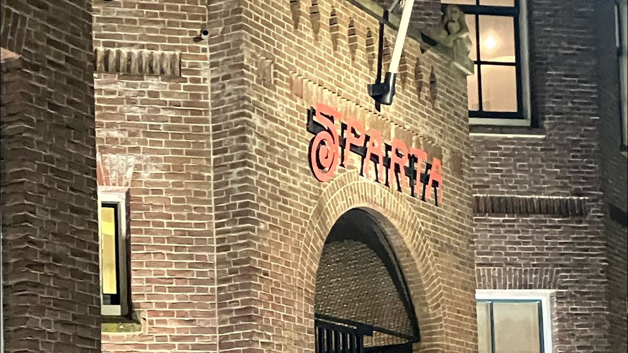 Football at The Castle. VAR DRAMA in my 1st Eredivisie match! Sparta are chasing a EUROPEAN DREAM!