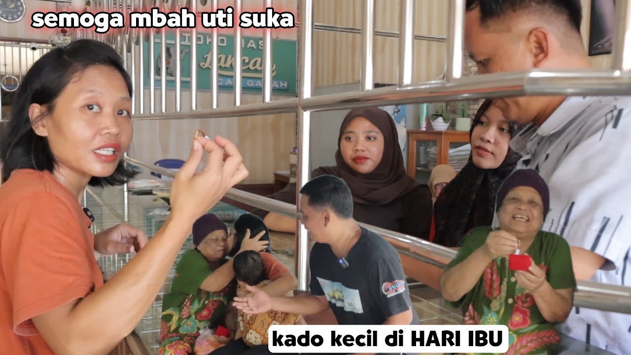 Hadiah kecil buat mbah uti semoga suka - SELAMAT HARI IBU