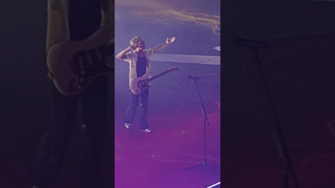 McFly & Busted Performs Shine A Light At Wembley OVO Arena [Busted vs McFly Tour London 2025]