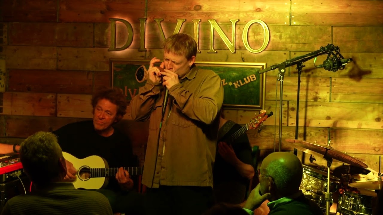 Dominic Miller Group – Live at Café Divino