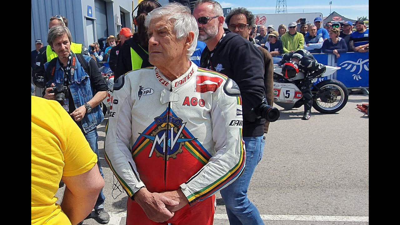 Giacomo Agostini aux Coupes Moto Légende 2022