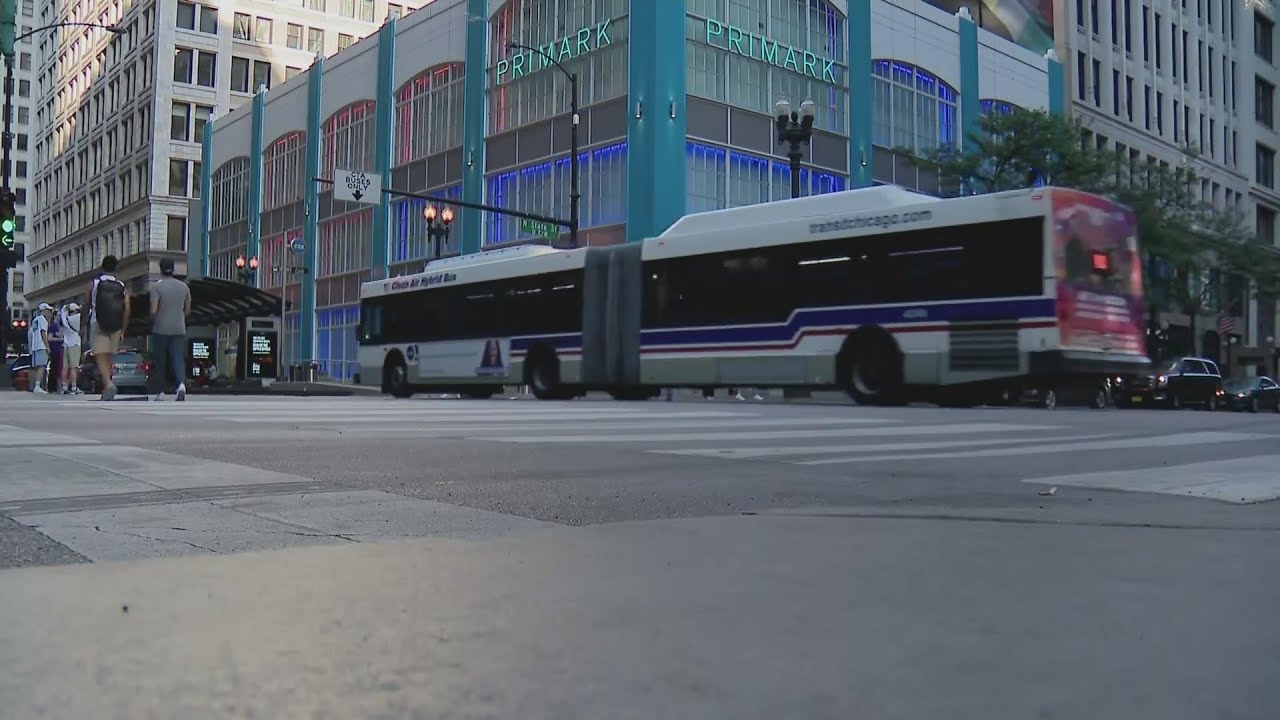 CTA bus drivers say CPD officers now riding buses on some troubled routes