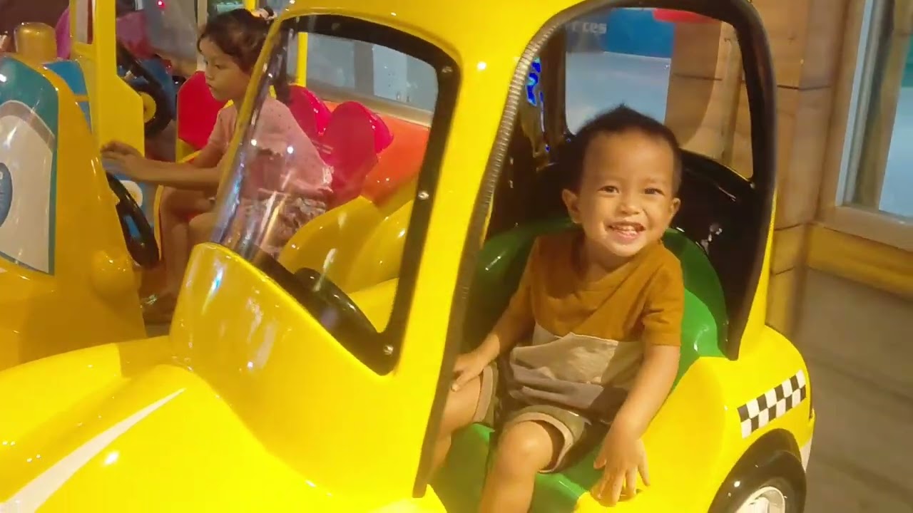BERMAIN TAXI DRIVER