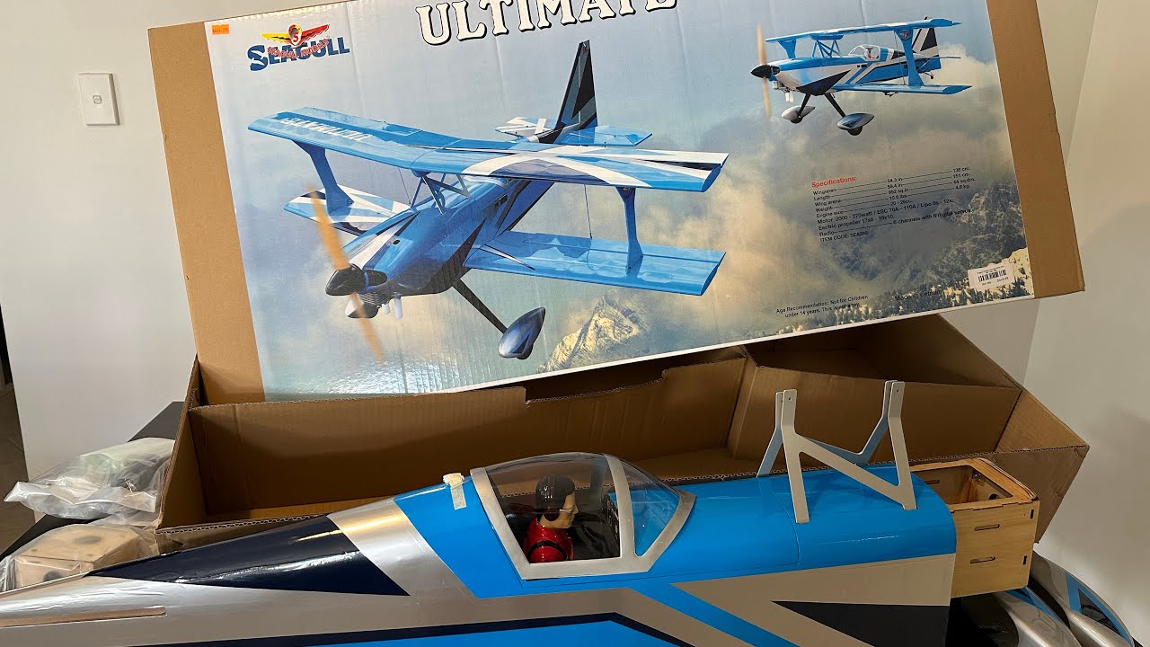 Seagull Models Ultimate Biplane 20cc ARF Unboxing