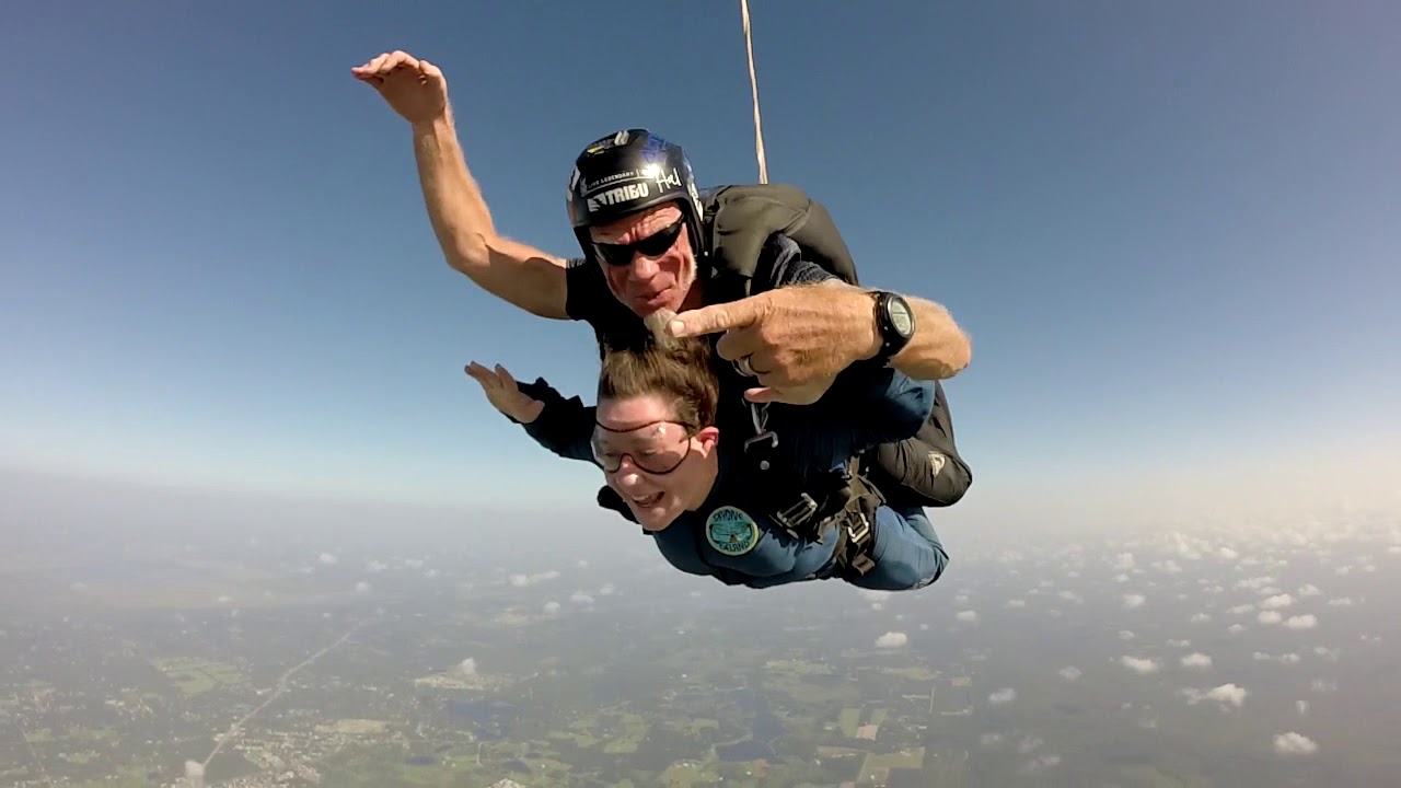 Swoopware: Skydive - Sara