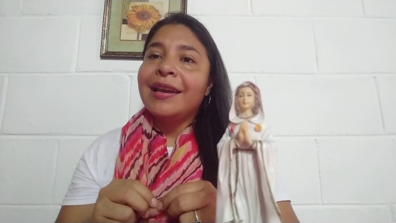 100 avemarias.. Tenemos una madre que intercede