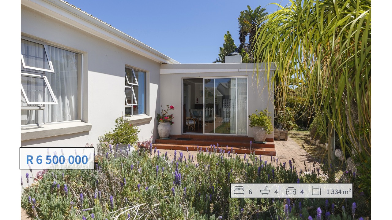 TWO SEPARATE HOMES ON ONE PLOT - DUAL LIVING DELIGTH IN THE HEART OF LANGEBAAN, (SOUTH AFRICA)