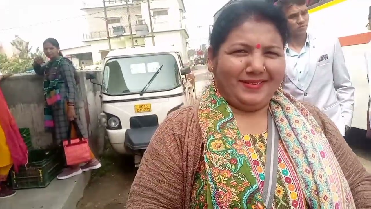 दुल्हन विदा हुई मायका से विदाई  ने सबको  रुला दिया