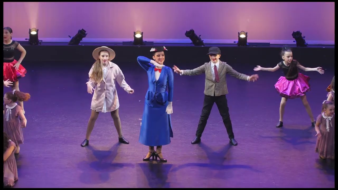 MARY POPPINS!