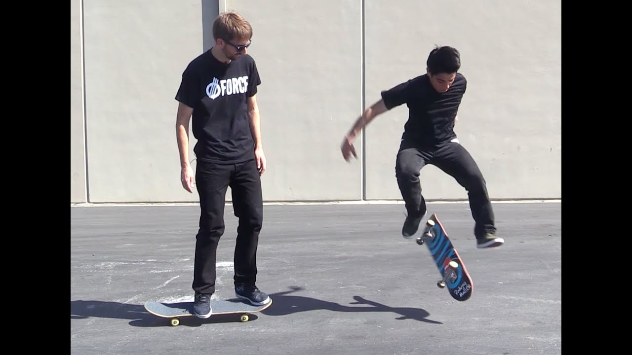 LIVE SKATE SUPPORT VARIAL HEELFLIPS