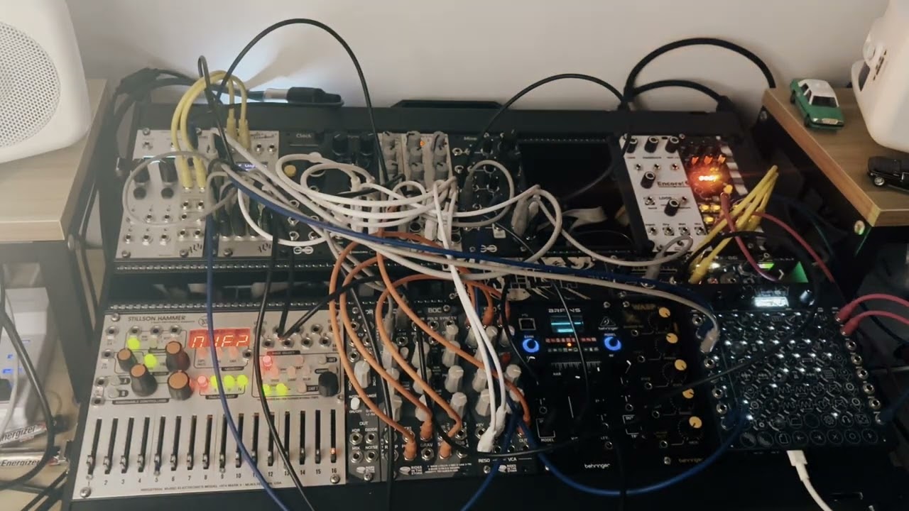 Modular Ambient with Plinky