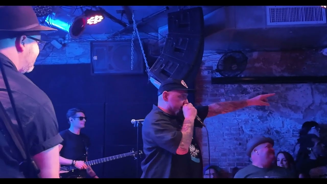 Jimmy G of Murphy's Law - Attitude (Live at the HR of Bad Brains Benefit NYC)