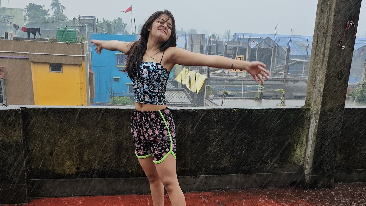 BOHOT DIN BAAD PHIRSE BARISH MEIN 😍🌧 MASTI