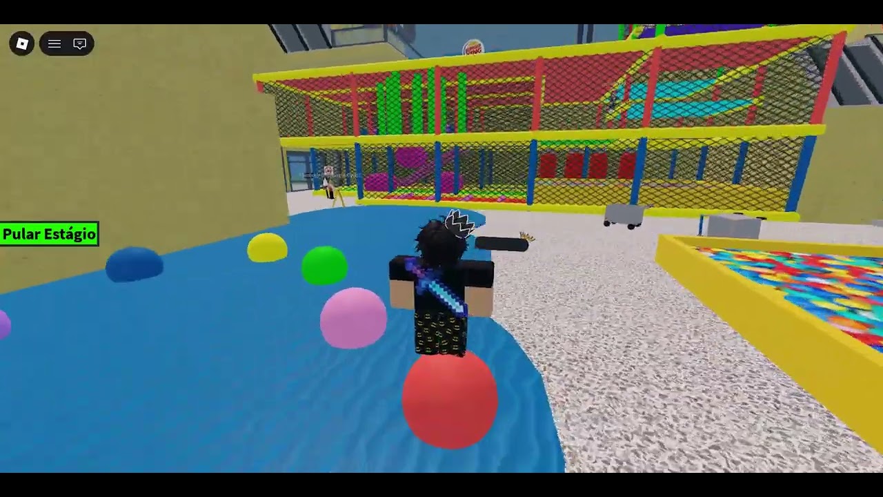 fugindo do super mercado obby