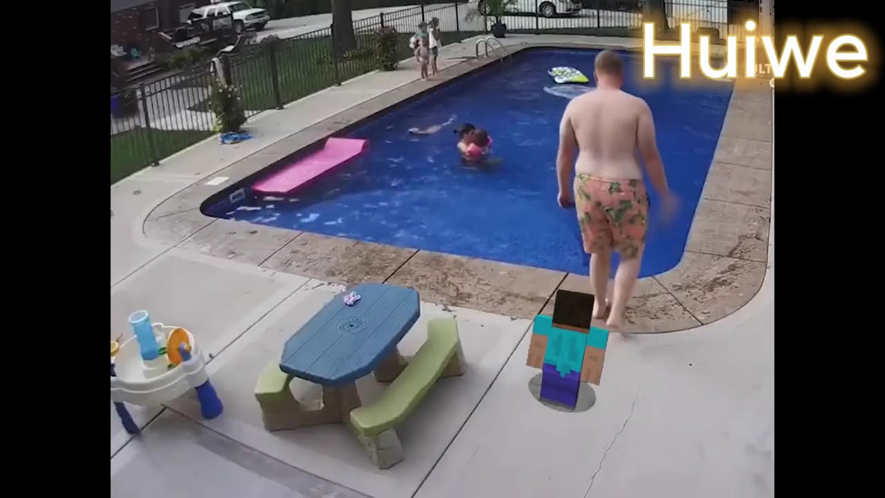 [ Minecraft ]  Steve trolling people in reallife compliation #1
