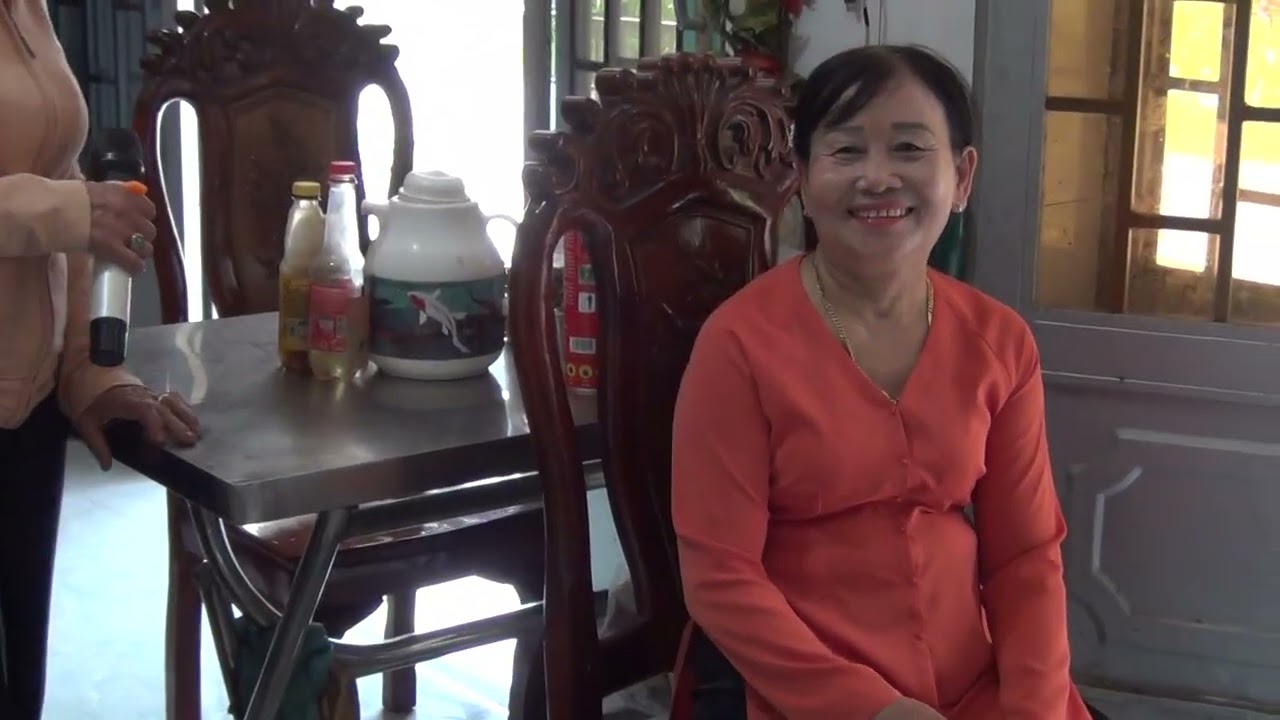 THIẾM TÁM