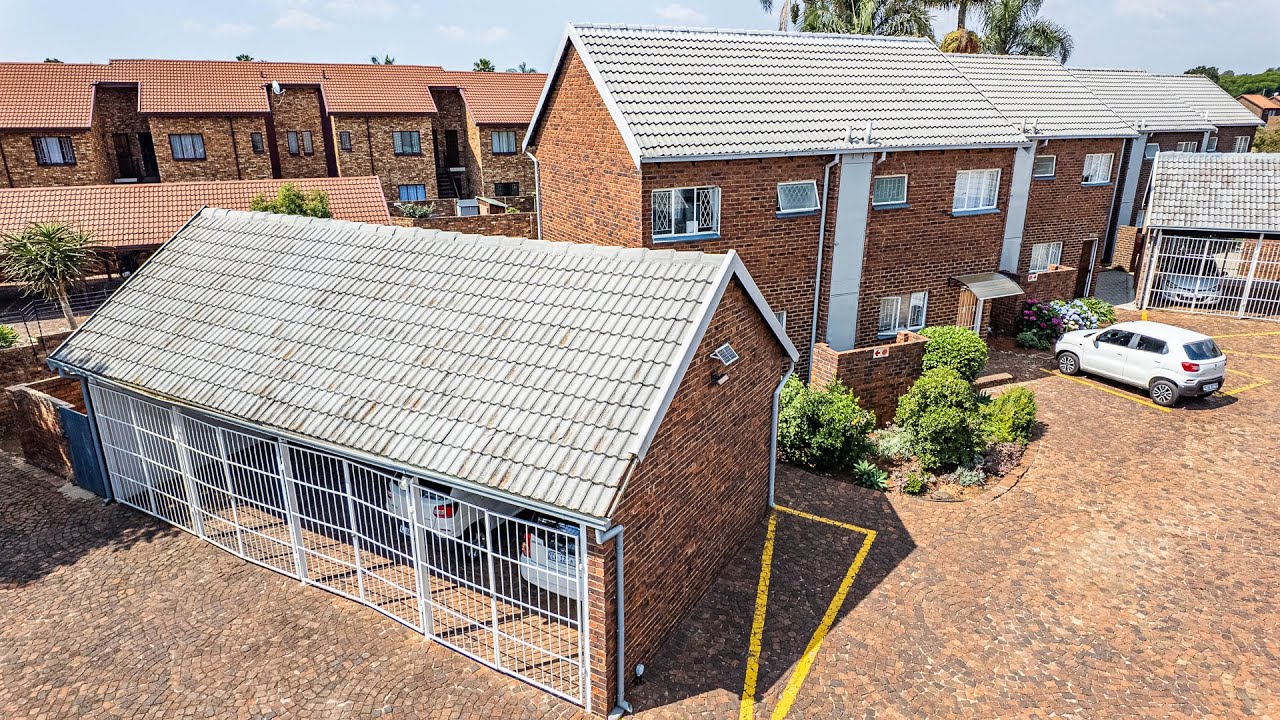 1 Bedroom For Sale | Pierre van Ryneveld