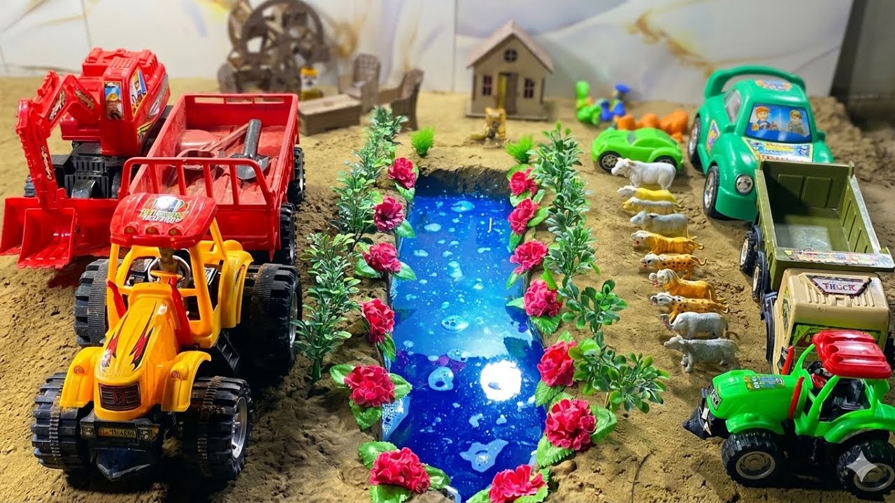 HERO TRACTOR: Mission at the Mini Village Farm! 🚜🏘️ | Mini Village 