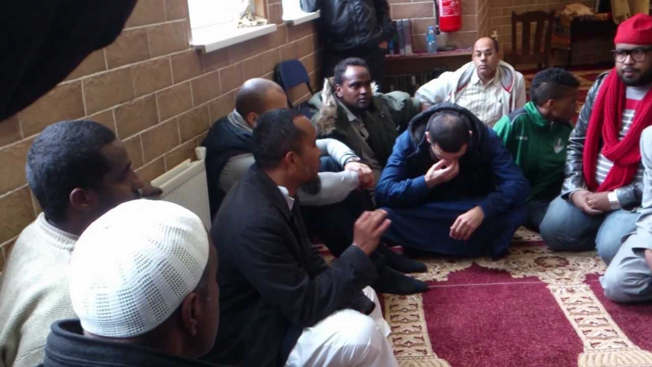 Broeder Nuredin  bekeerd tot ISLAM 10-2012 rotterdam