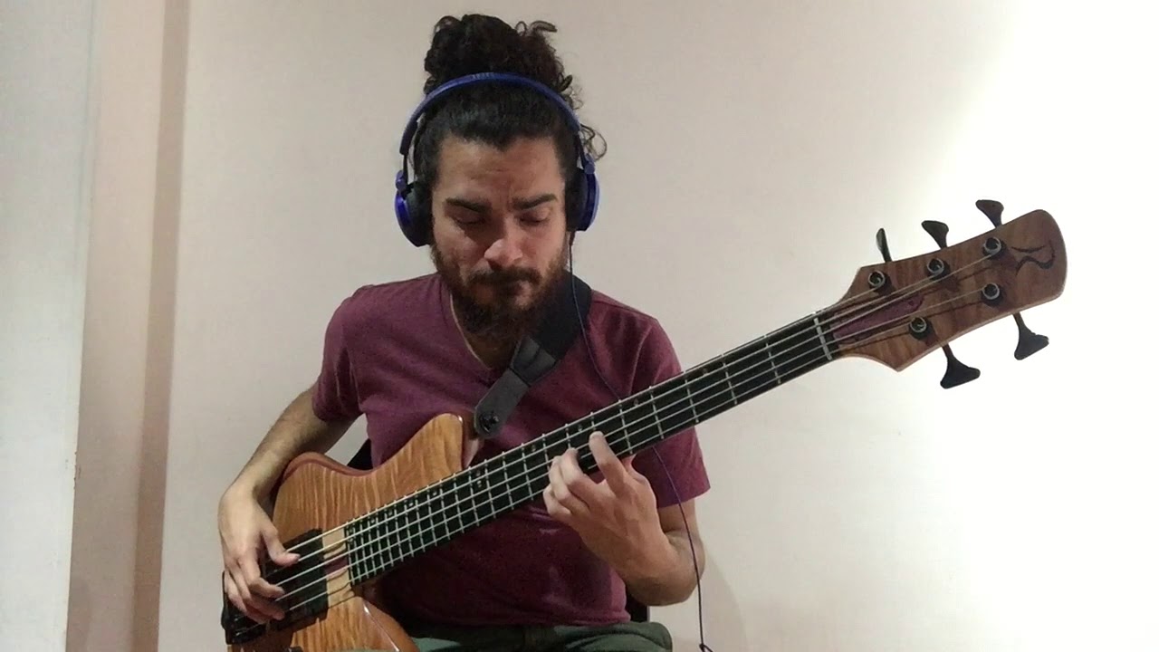 Shorcito, Alain Perez- Pedro VIquez - Cover Bass