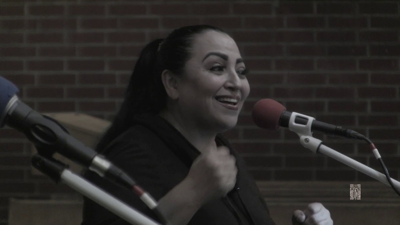 Yesenia Flores en vivo