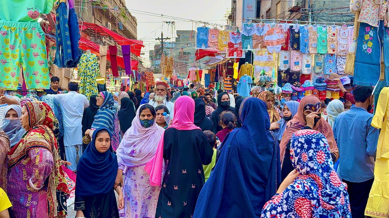 🇵🇰 Пакистан. Пешеходная прогулка на 4 км | Многолюдный женский рынок и оживленная уличная атмосфера
