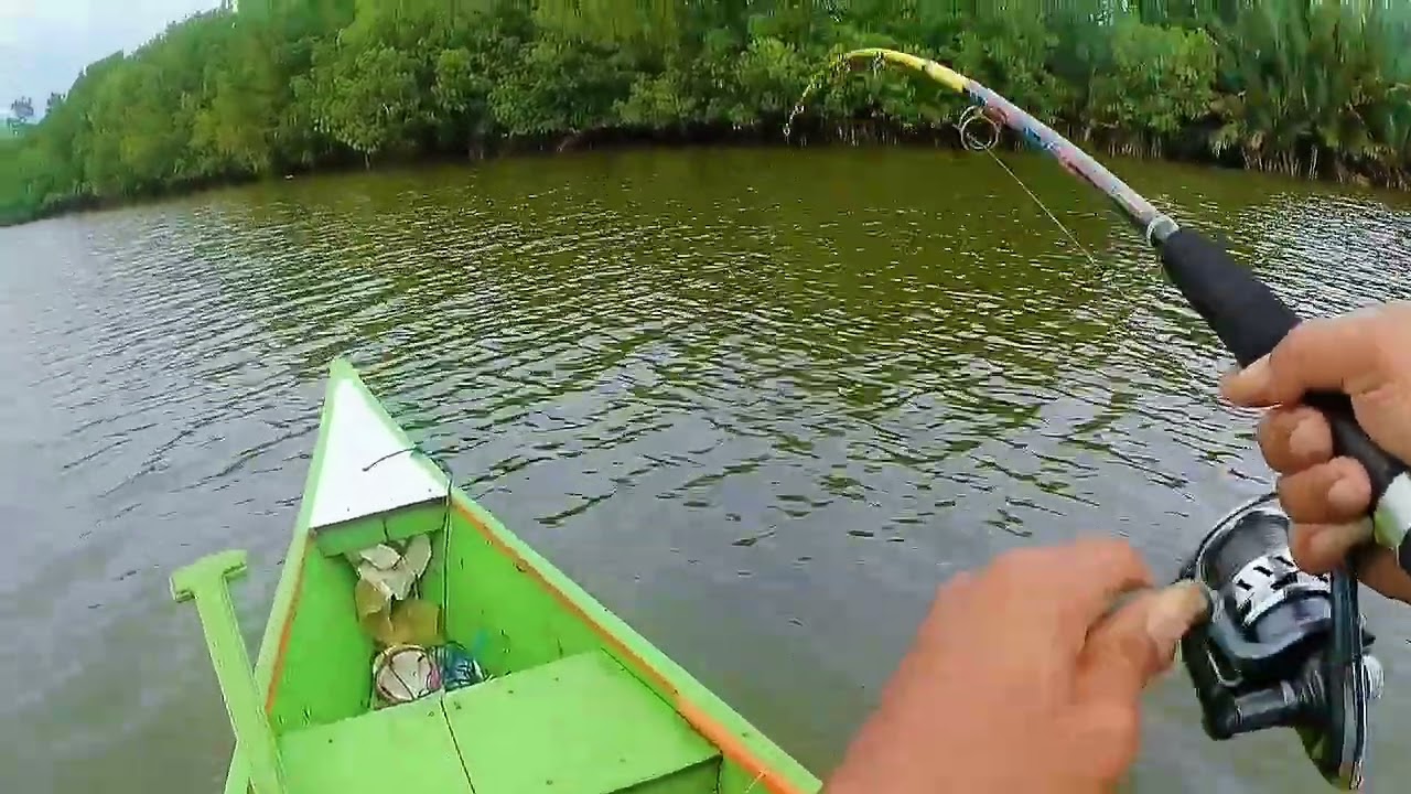 Lelaki ini tak pandai mancing rupanya