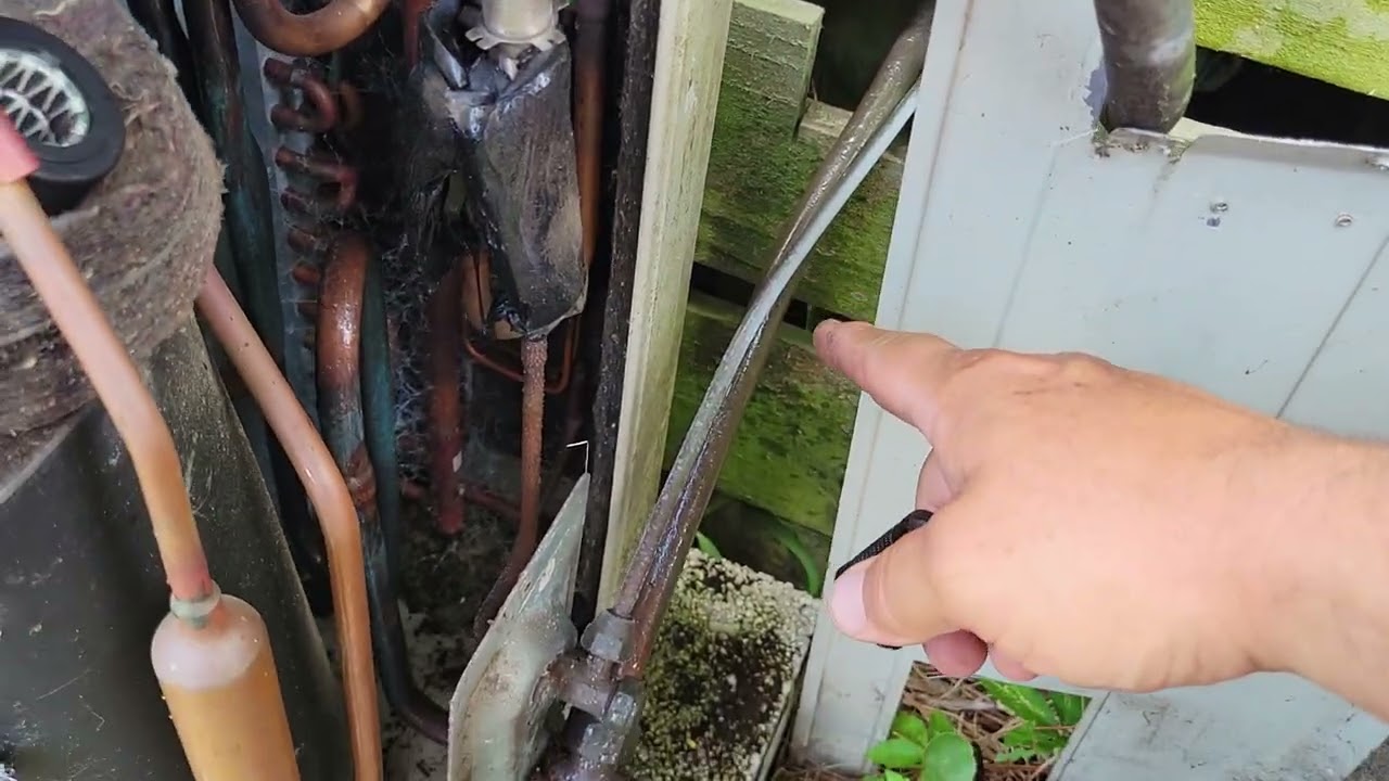 Manually adjust an Electronic Expansion Valve (EEV)