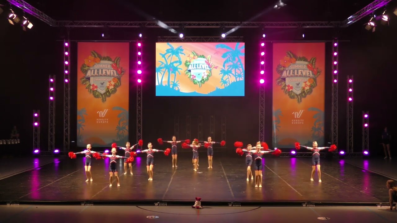 Dance Delicious - Peewee Pom