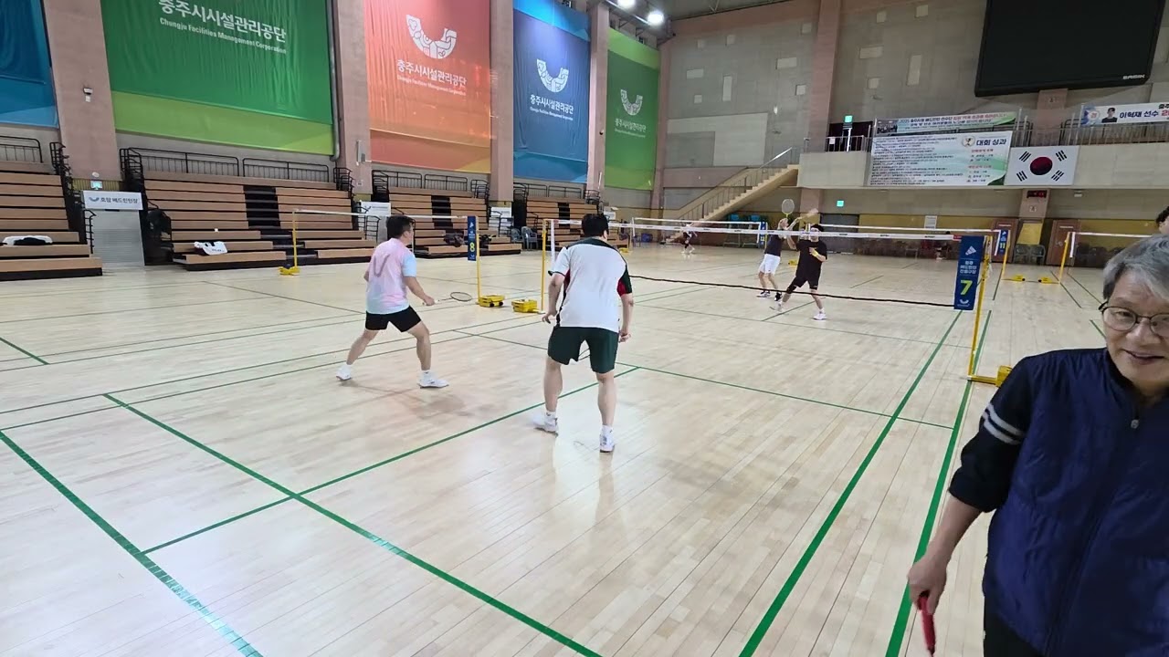 조용한팀 VS 시끄러운애와 시영형님