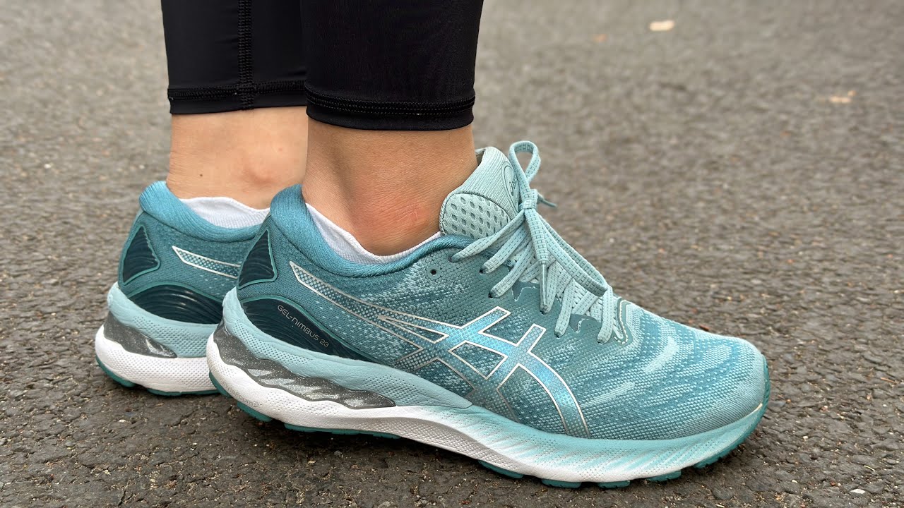 Women's ASICS Gel Nimbus 23 (Smoke Blue/Pure Silver)