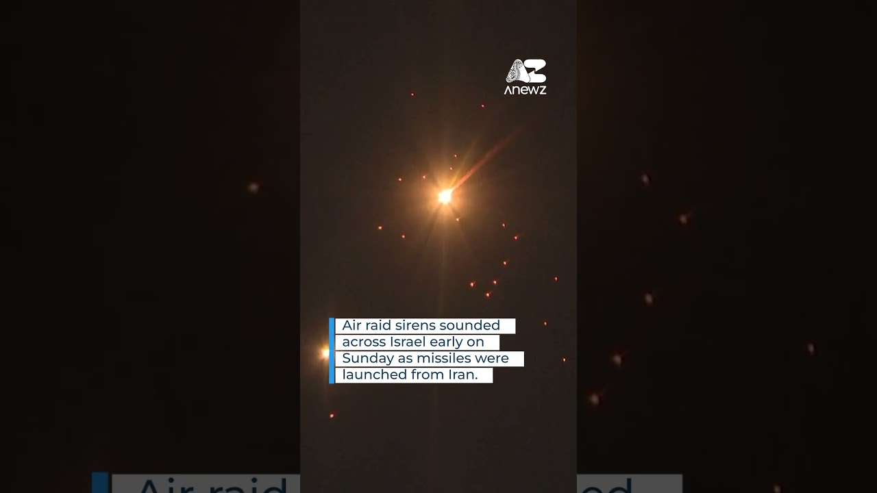 Cluster Warhead Missile Seen Over Jerusalem and West Bank