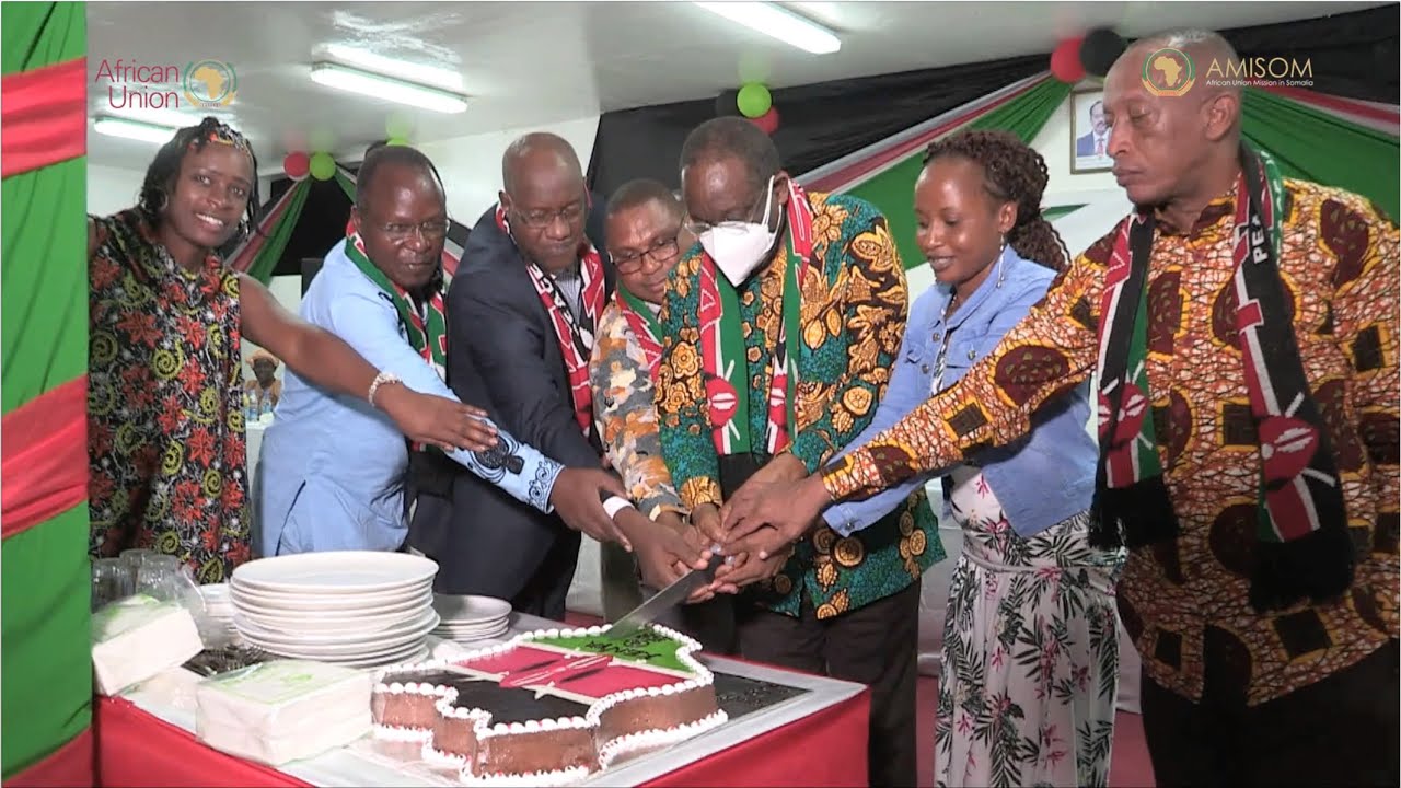 AMISOM personnel celebrate Kenya’s independence anniversary