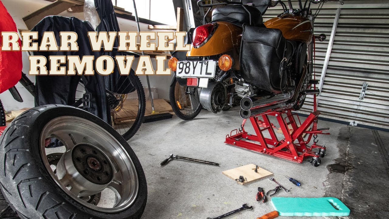 Kawasaki VN1500 Meanstreak - Rear Wheel Removal