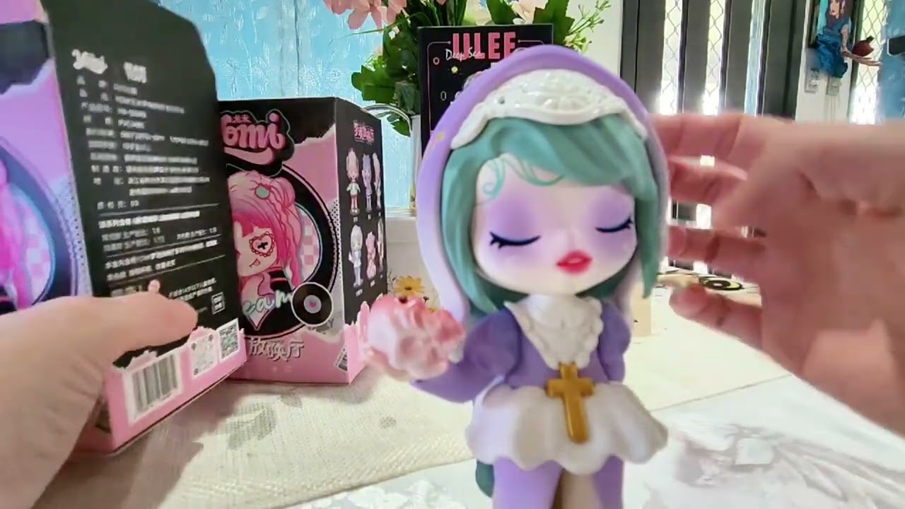 AliExpress Blind Boxes ~ Ulee - Deep Sea, Yomi - Dream Theatre,