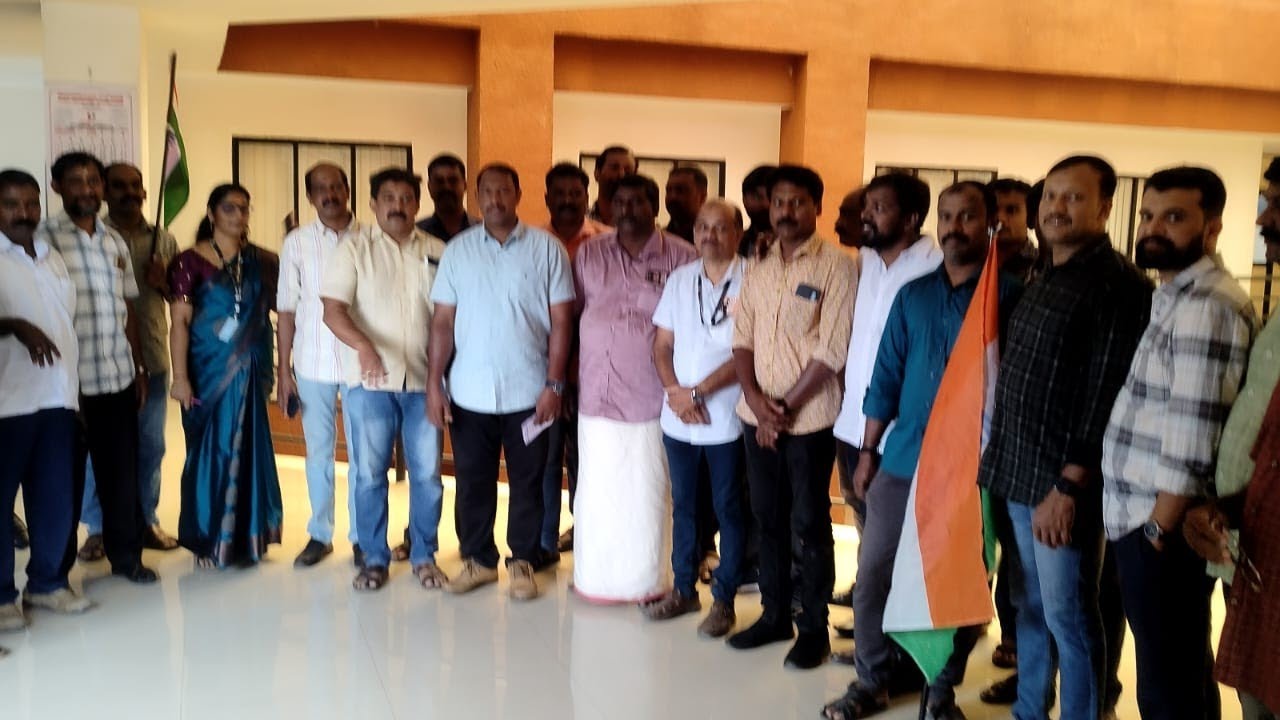 സൂയസ് കമ്പനി ഗോ ബാക്ക്! ജലഭവൻ ഉപരോധം: തത്സമയം