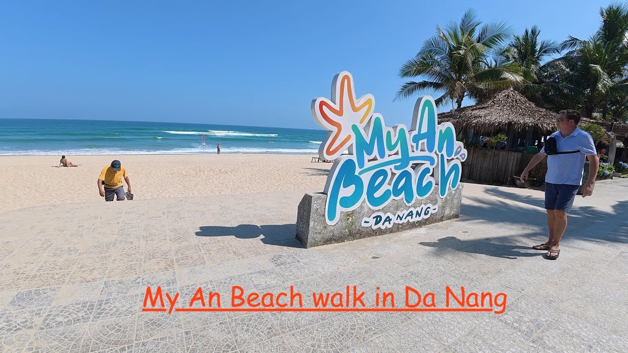 My An Beach Walk in Da Nang