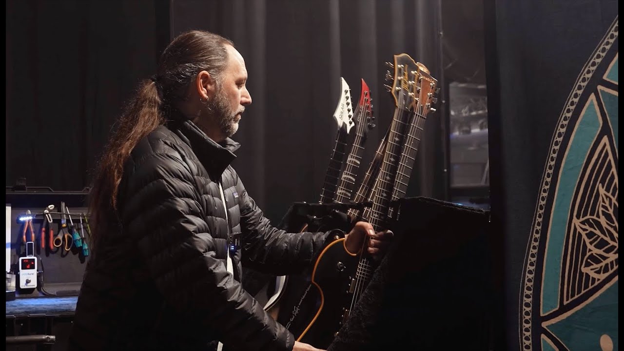 The Halo Effect - Live guitar rundown w. Niclas Engelin